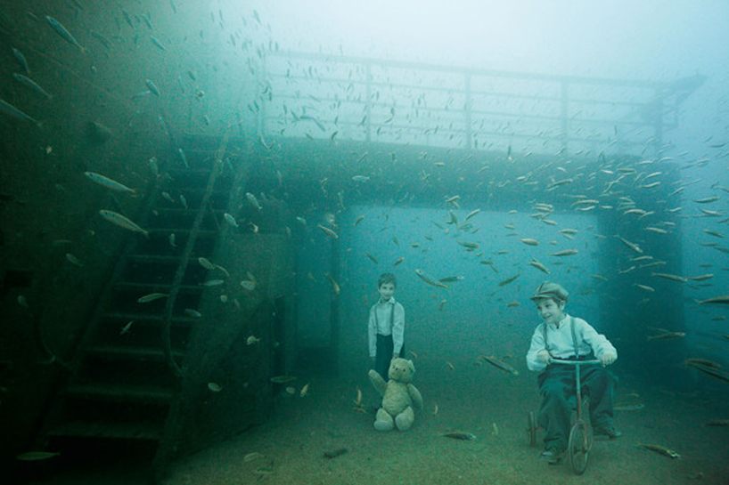 The-Sinking-World-by-Andreas-Franke-8